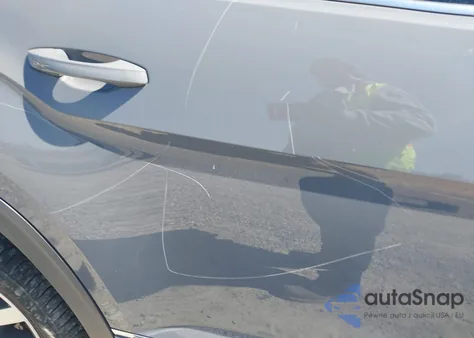 2022 Volkswagen Atlas Cross Sport 3.6L V6 Sel Premium R-Line z USA, uszkodzony, nr VIN 1V2FE2CAXNC219550